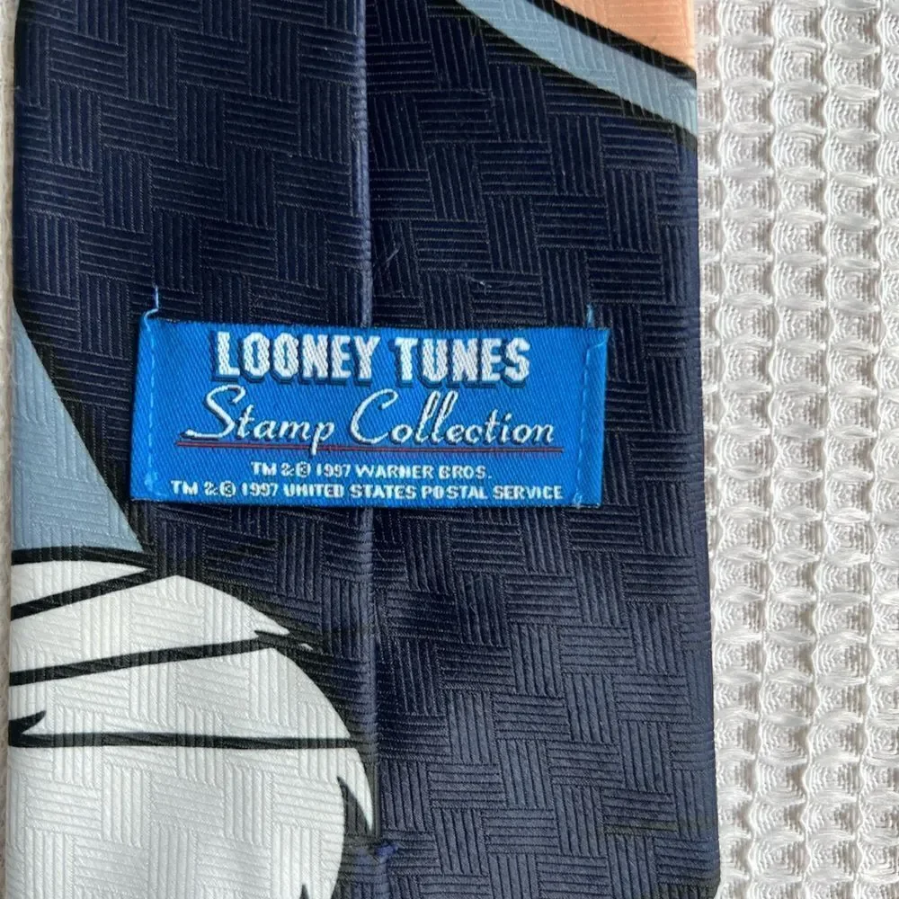 Vintage Warner Bros Looney Tunes Men’s 1997 Collection Bugs Bunny neck tie